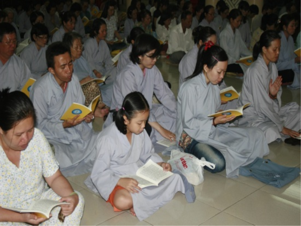 Thực hành tụng niệm trong Phật giáo